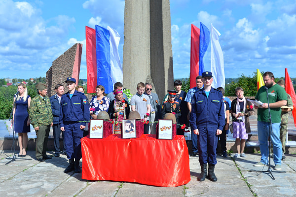 27-08-2.jpg