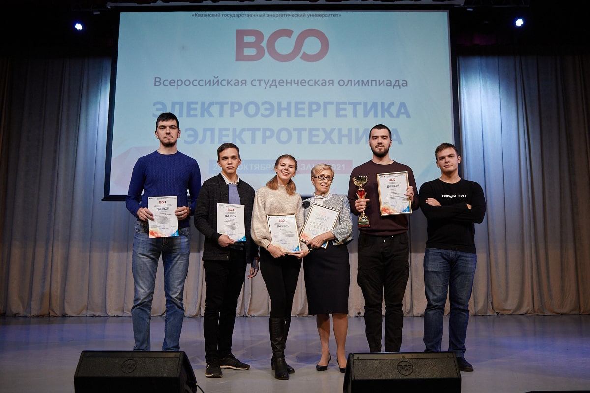 ujCezONrRWg-min.jpg