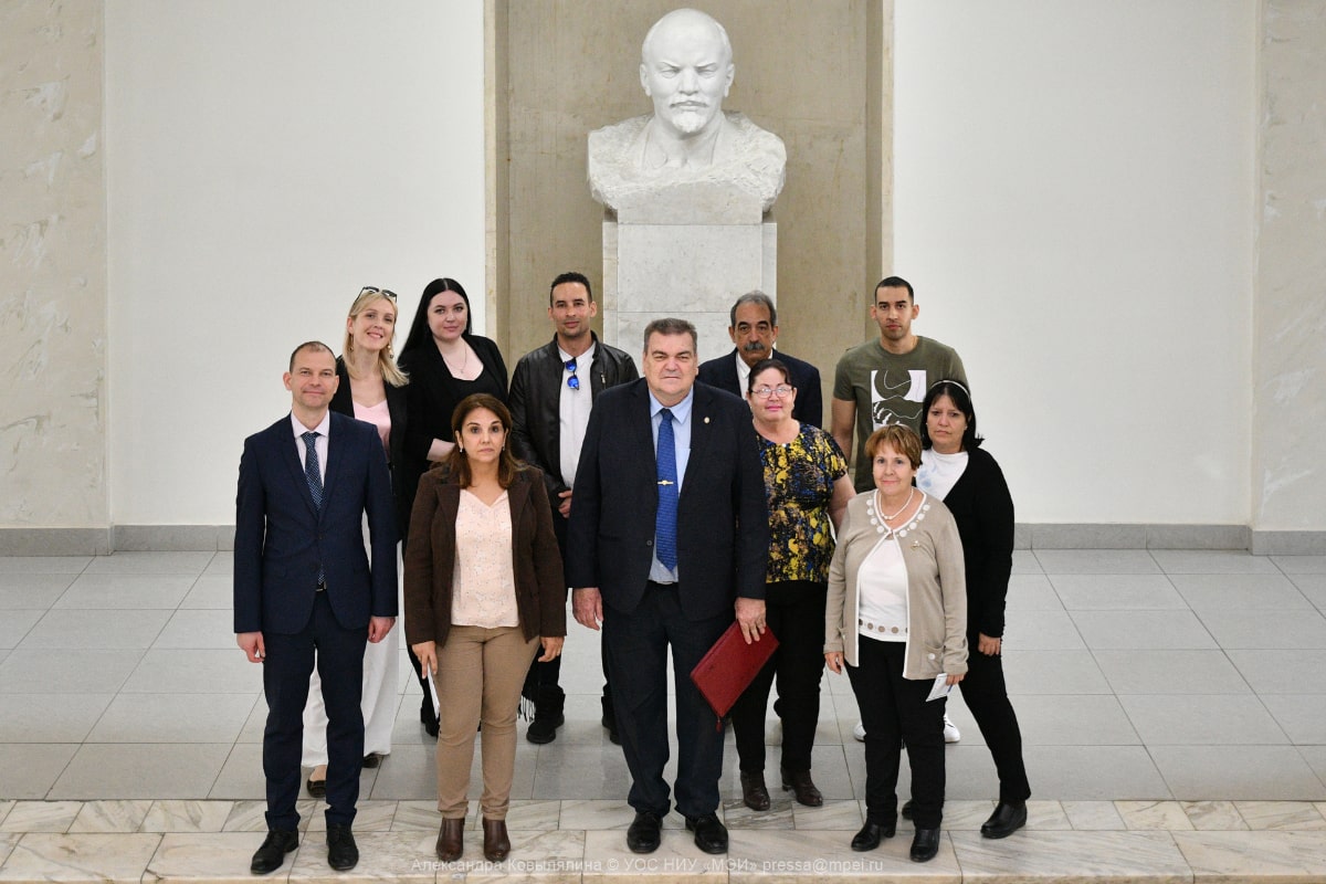 25-04-4.JPG