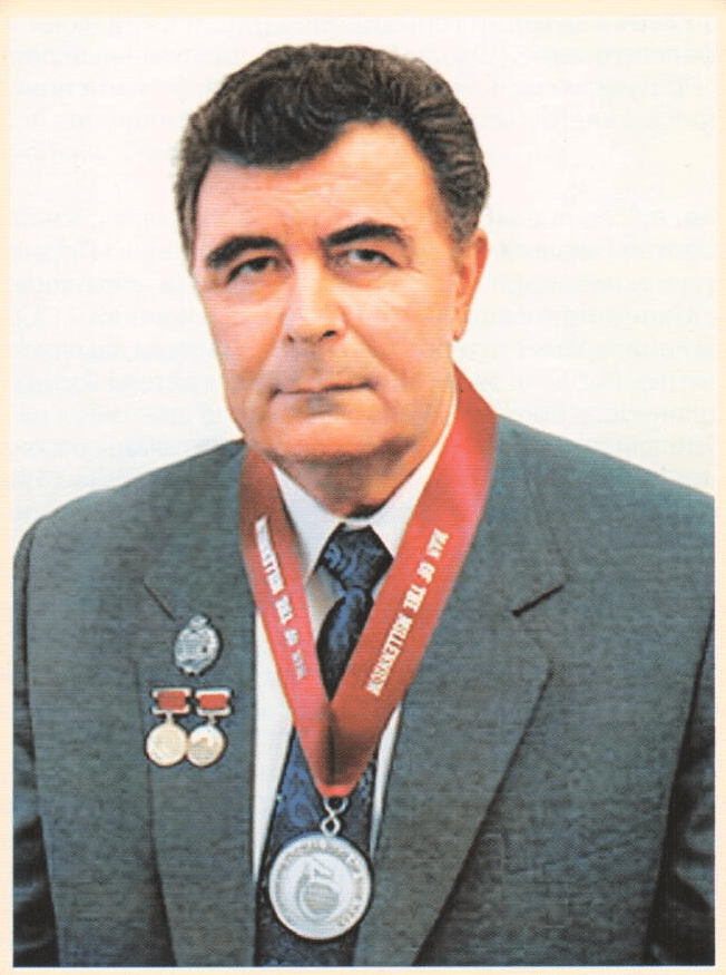 Bratuhin-min.png