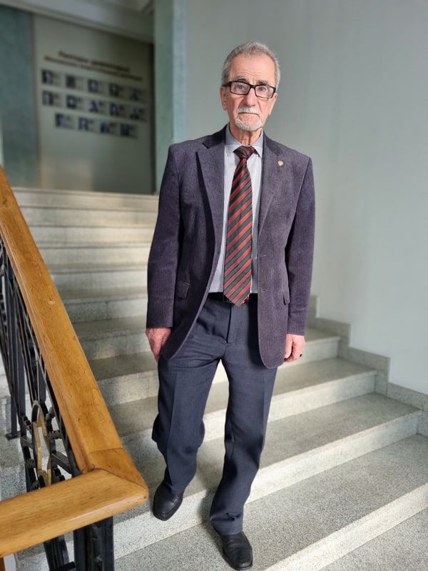 https://mpei.ru/news/Congratulation%20images/KunbutaevLM.jpg
