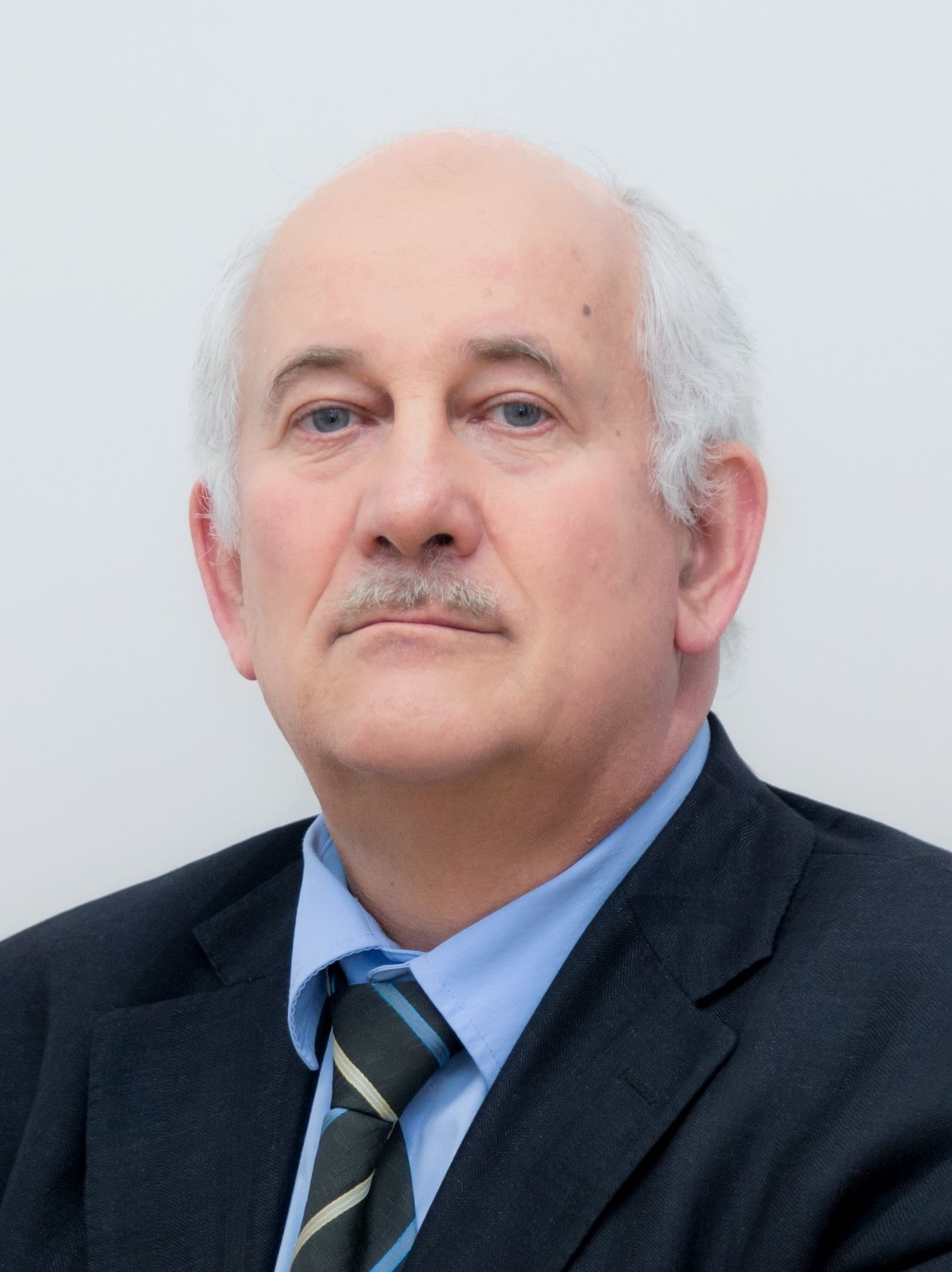 kuzovlev-min.jpg